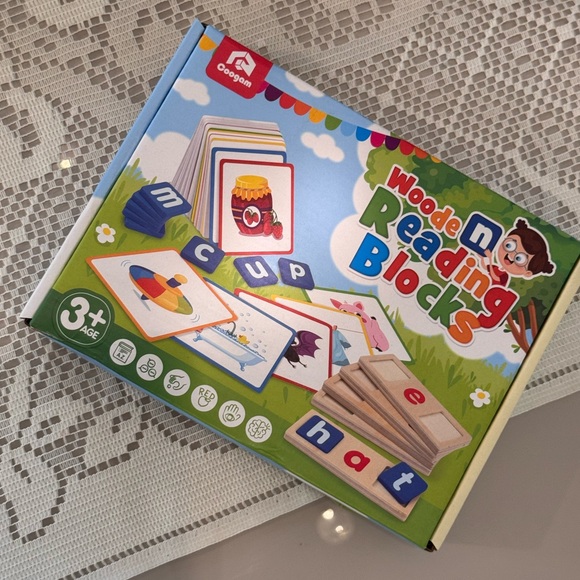 BRAND NEW WOODEN READING BLOCKS - GOOGAM - Picture 1 of 3